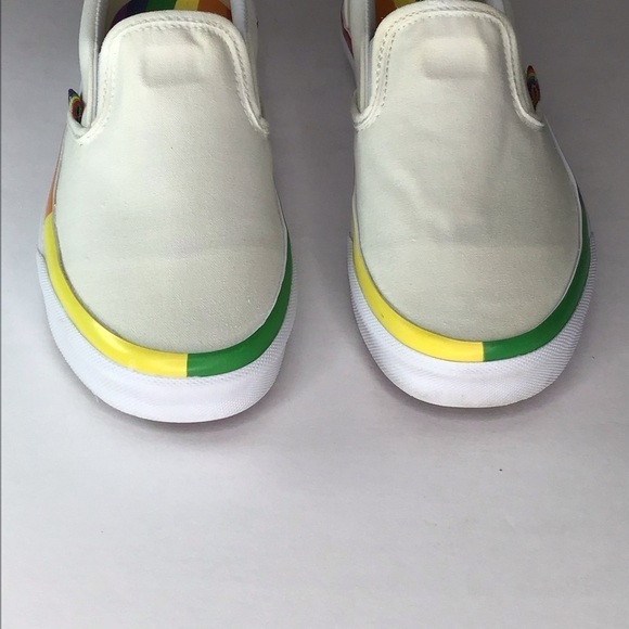 VANS Classic Slip On Rainbow Foxing Skate Shoe. - Picture 3 of 10